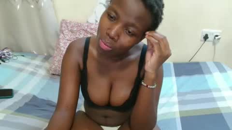 sexy_arian online show from April 13, 11:31 pm