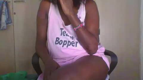 Snapshot of sexy_ebony_bliss chatting on January 25, 6:57 pm adasa online show from January 25, 6:57 pm