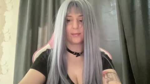 Snapshot of sexy_gravity chatting on September 29, 9:41 am sexy_gravity online show from September 29, 9:41 am