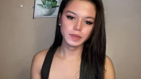 Nicole online show from July 8, 9:57 am