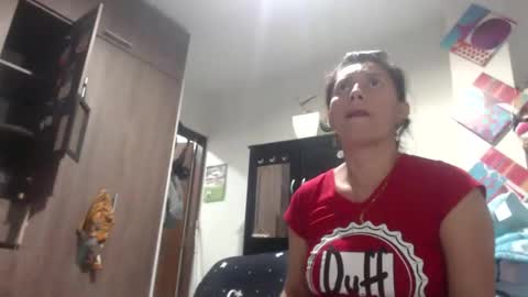 Mary online show from October 22, 2:04 am