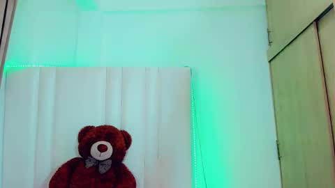 Snapshot of sexy_nicole_ricutty chatting on September 20, 2:58 am sexy_nicole_ricutty online show from September 20, 2:58 am