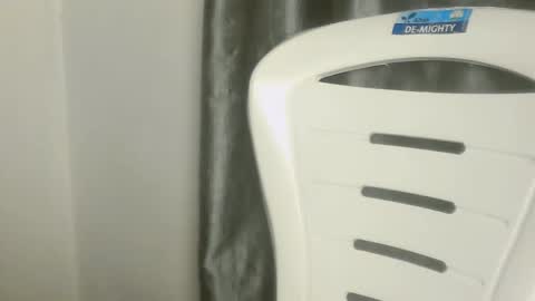 sexy_petitqueen online show from February 14, 2:20 pm