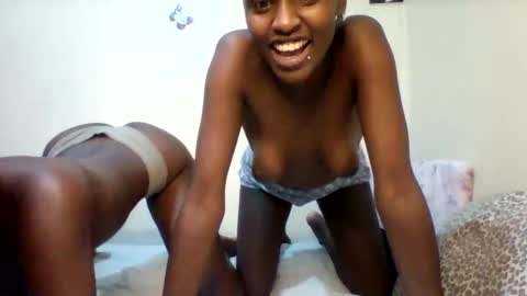 sexy pie online show from April 19, 1:12 pm