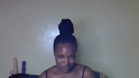 Snapshot of sexy_sazii chatting on October 20, 10:15 pm sexy_sazii online show from October 20, 10:15 pm