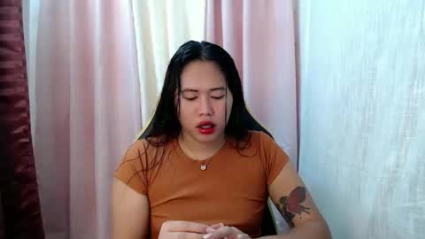 SOFIE  The woman who lives in the province online show from May 5, 9:04 am