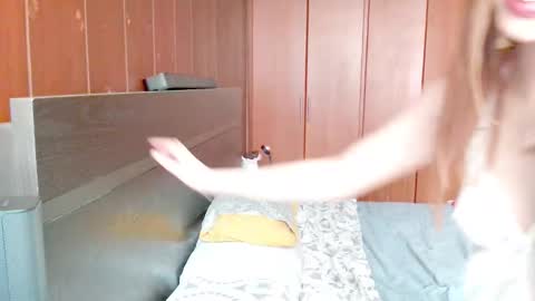 Alice Skay online show from March 7, 3:23 pm