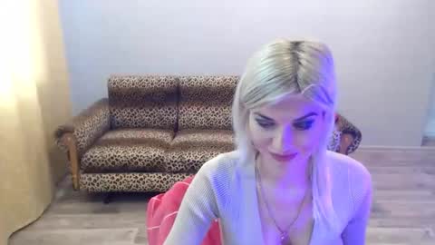 sexybeatriice online show from November 11, 7:32 am