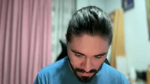 sexybigboy117 online show from April 1, 4:46 am