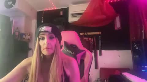 Jaylen Starr online show from November 19, 9:19 am