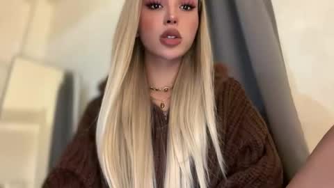 Seraphina Blaze online show from April 2, 10:22 am