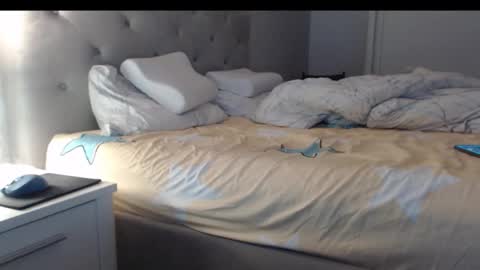 Sexyblonde4u58 online show from February 17, 5:06 am