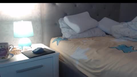 Sexyblonde4u58 online show from January 7, 6:07 am