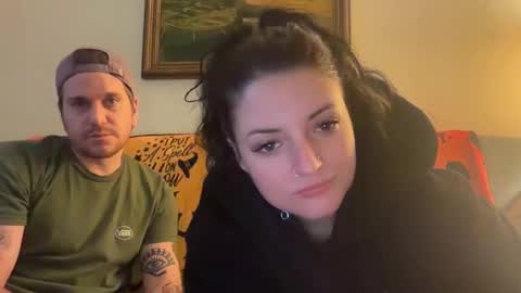 sexycouple41110 online show from January 16, 2:09 am