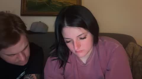 sexycouple41110 online show from May 19, 1:34 am
