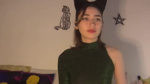 sexycutekitty online show from November 10, 2:36 am