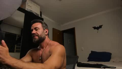 chris online show from February 25, 12:14 am