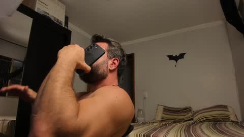 chris online show from January 14, 8:15 pm