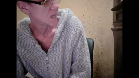 sexygeny4652 online show from November 19, 11:03 pm