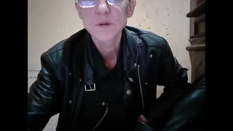 sexygeny4652 online show from November 25, 4:44 am