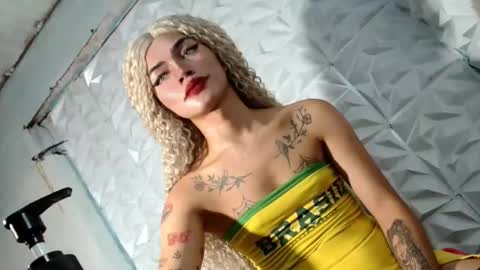 sexyhotbabe18 online show from March 2, 3:41 pm