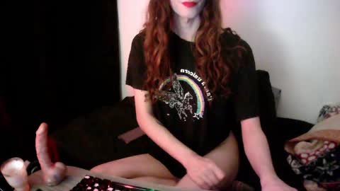 elsathedarlin online show from April 7, 10:28 am