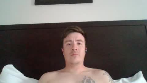 sexylatino4 online show from June 4, 1:00 am