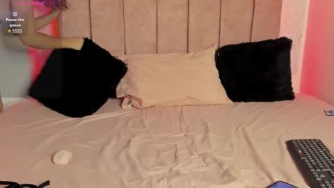 laura online show from February 23, 3:58 pm