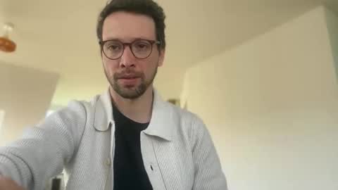 Leo online show from April 23, 10:01 am