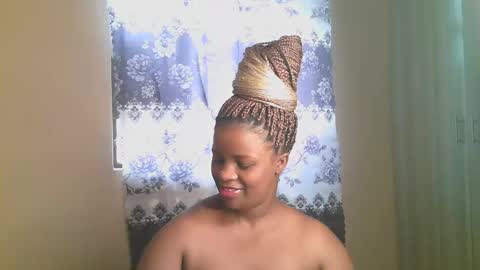 sexylucy33 online show from February 21, 1:36 pm