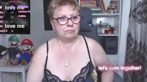 sexylynette4u online show from November 2, 10:48 am