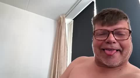 sexymaikel69 online show from May 23, 9:27 am