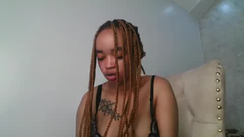 mel online show from February 3, 6:40 am