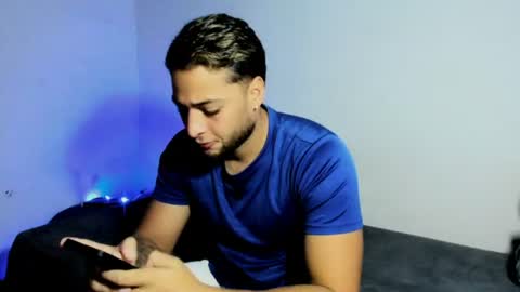 sexymen698 online show from June 16, 6:34 pm