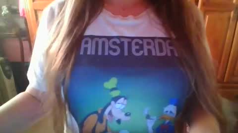 Snapshot of sexymisss24 chatting on February 26, 5:00 pm sexymisss24 online show from February 26, 5:00 pm