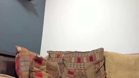 Sexymountainman420 online show from October 19, 12:04 am