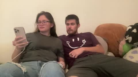 sexypanda3011 online show from April 24, 4:47 am