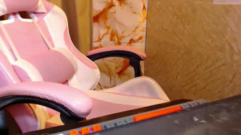 IRISH online show from March 5, 8:23 am