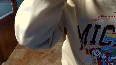 R A C H E L online show from February 4, 12:20 pm