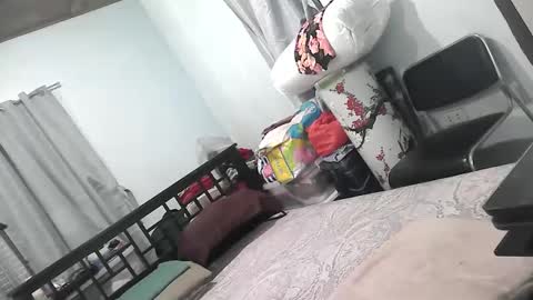 sexyregy69 online show from March 29, 3:46 pm