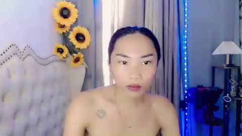 sexyshinixx online show from November 10, 4:26 am