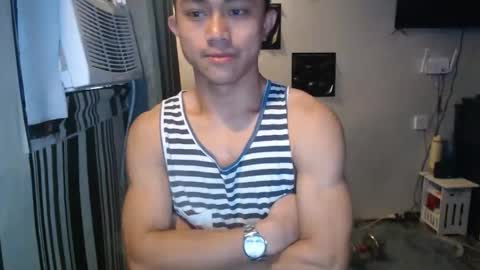 sexystrongcum online show from March 15, 3:22 am