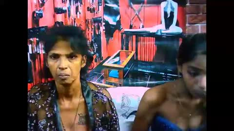 sexyva4u2luv online show from March 10, 6:27 am