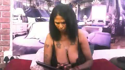 sexyva4u2luv online show from November 28, 7:32 pm