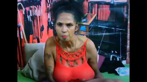 sexyva4u2luv online show from March 10, 6:01 pm