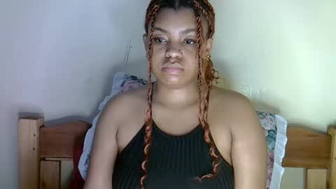 sexyyred_ online show from December 21, 10:05 pm