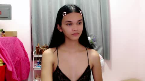 Zendaya online show from April 13, 8:24 pm