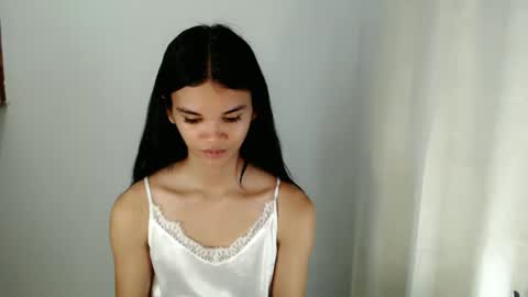Snapshot of sexyzendaya_69 chatting on October 9, 2:00 pm Zendaya online show from October 9, 2:00 pm