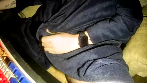 no face online show from November 8, 9:56 am