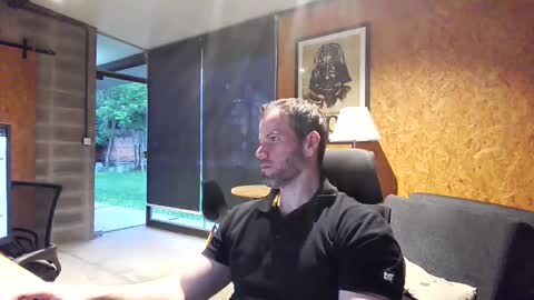 shad0w_hunter online show from March 27, 9:49 pm